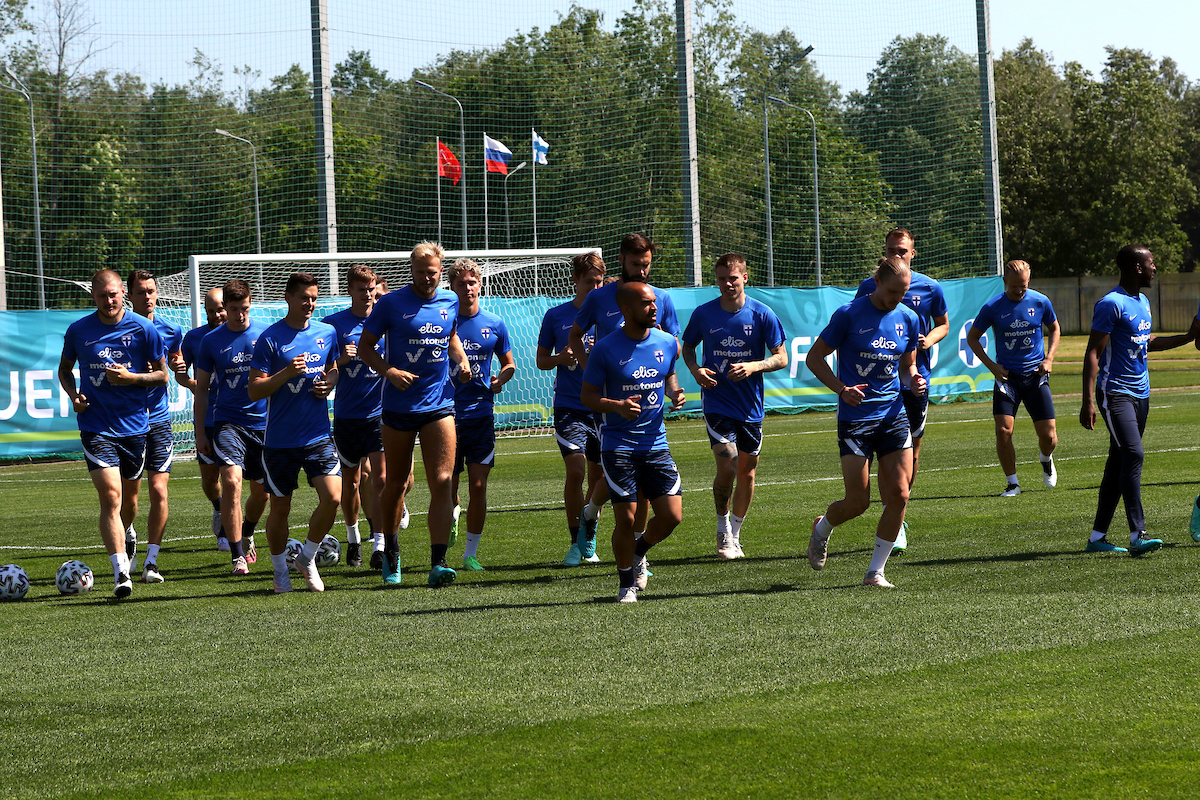 Huuhkajat Terijoella